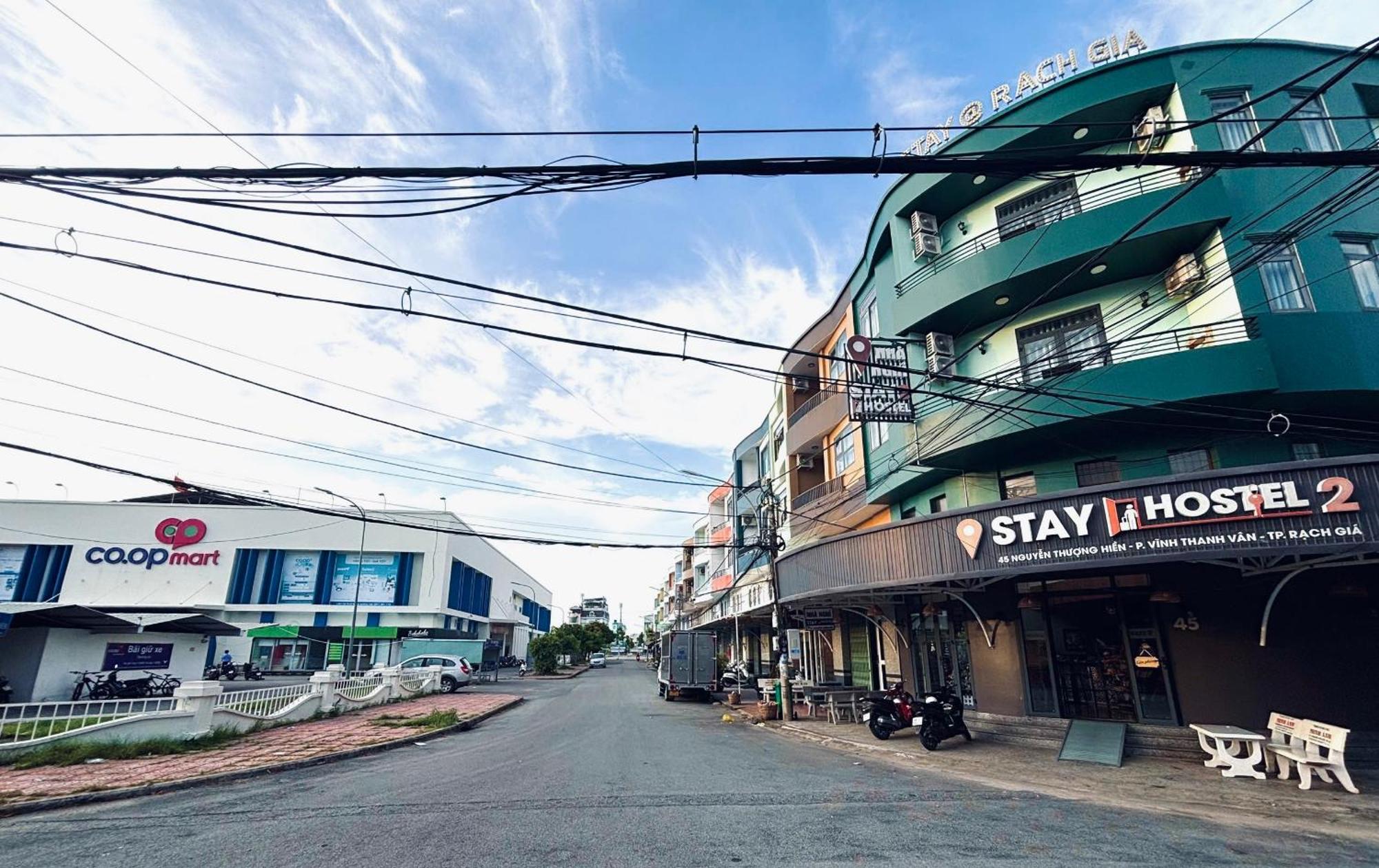 Stay Hostel 2 - 350M From The Ferry Rach Gia Bagian luar foto